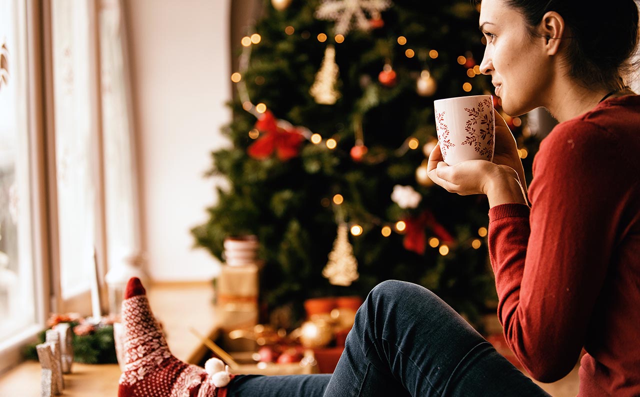 7 Gentle Steps to Navigate Holiday Stress and Experience All of the Joy the Season Has to Offer